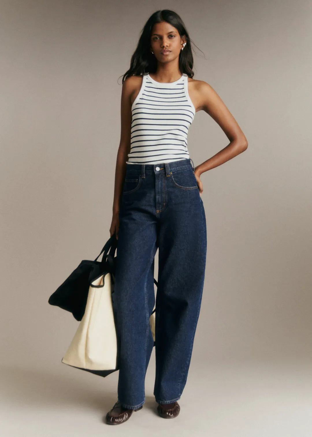Ecru / Navy
