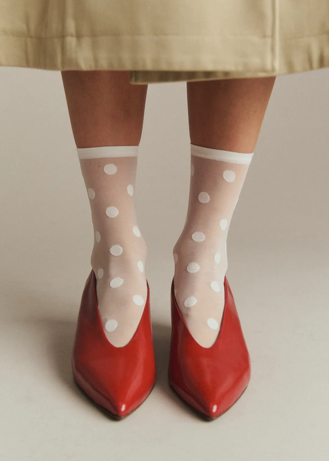 Ecru / Black Polka Dot