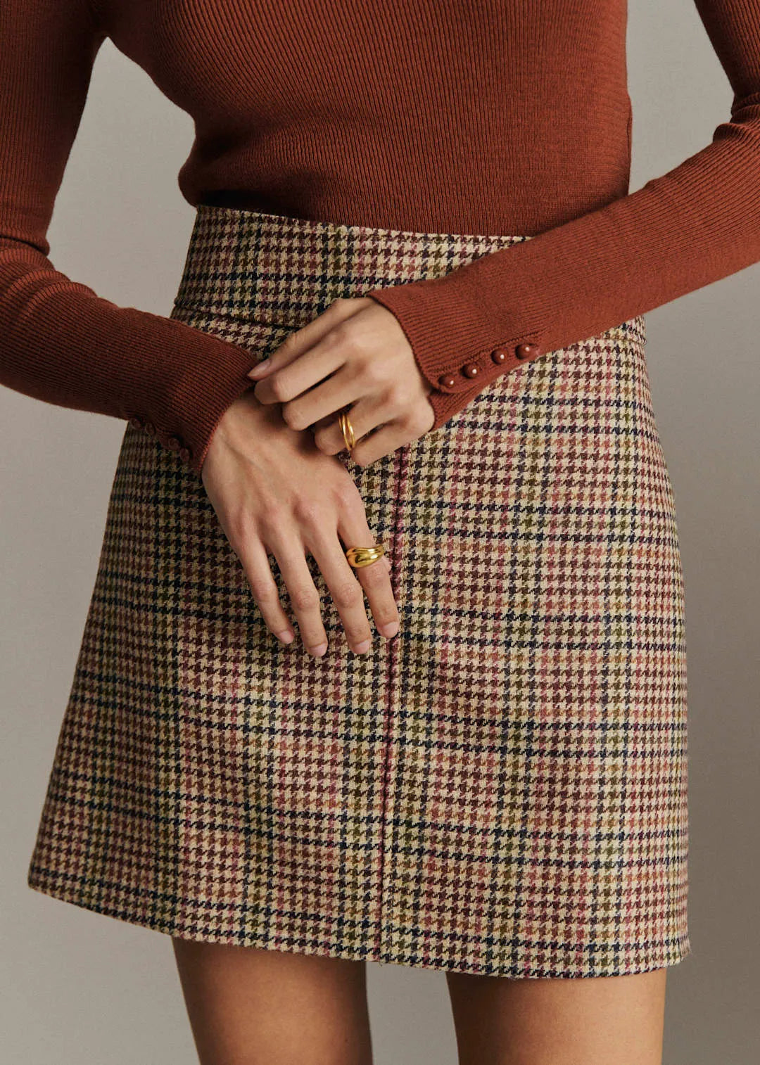 Multicoloured pink houndstooth