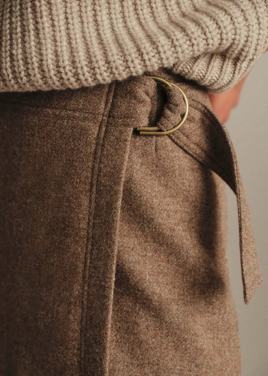 Taupe