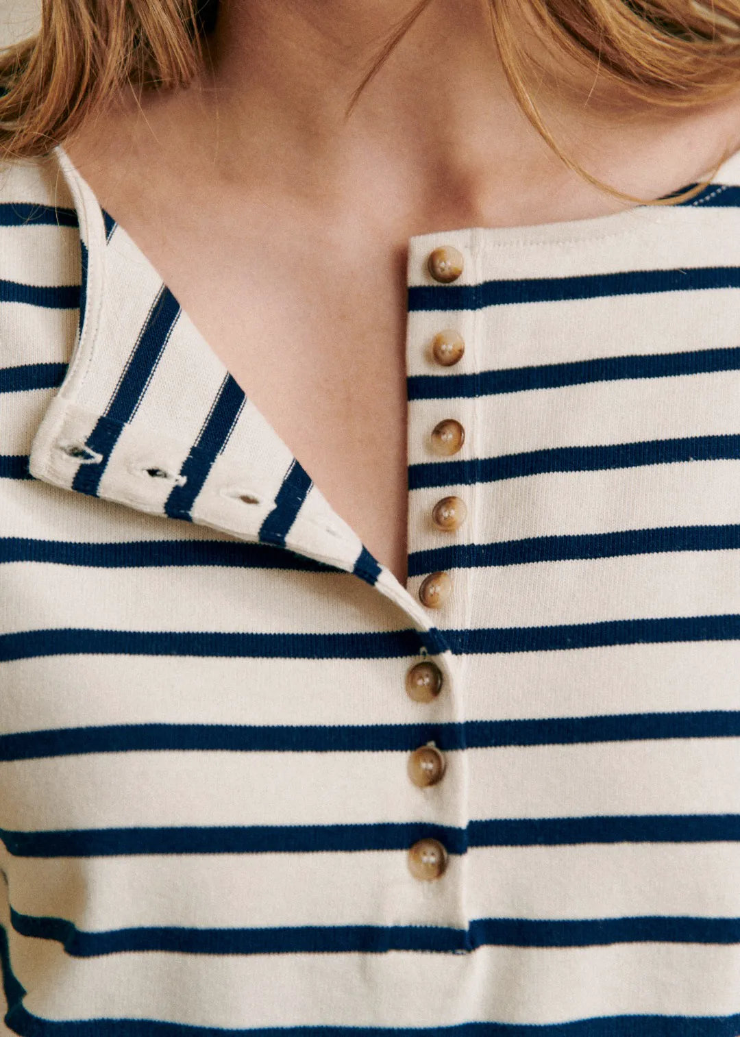 Ecru / Navy