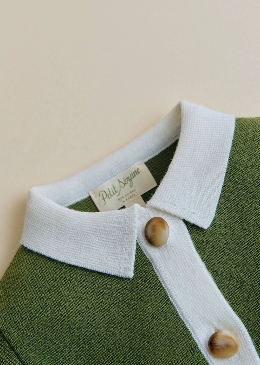 Khaki/ ecru