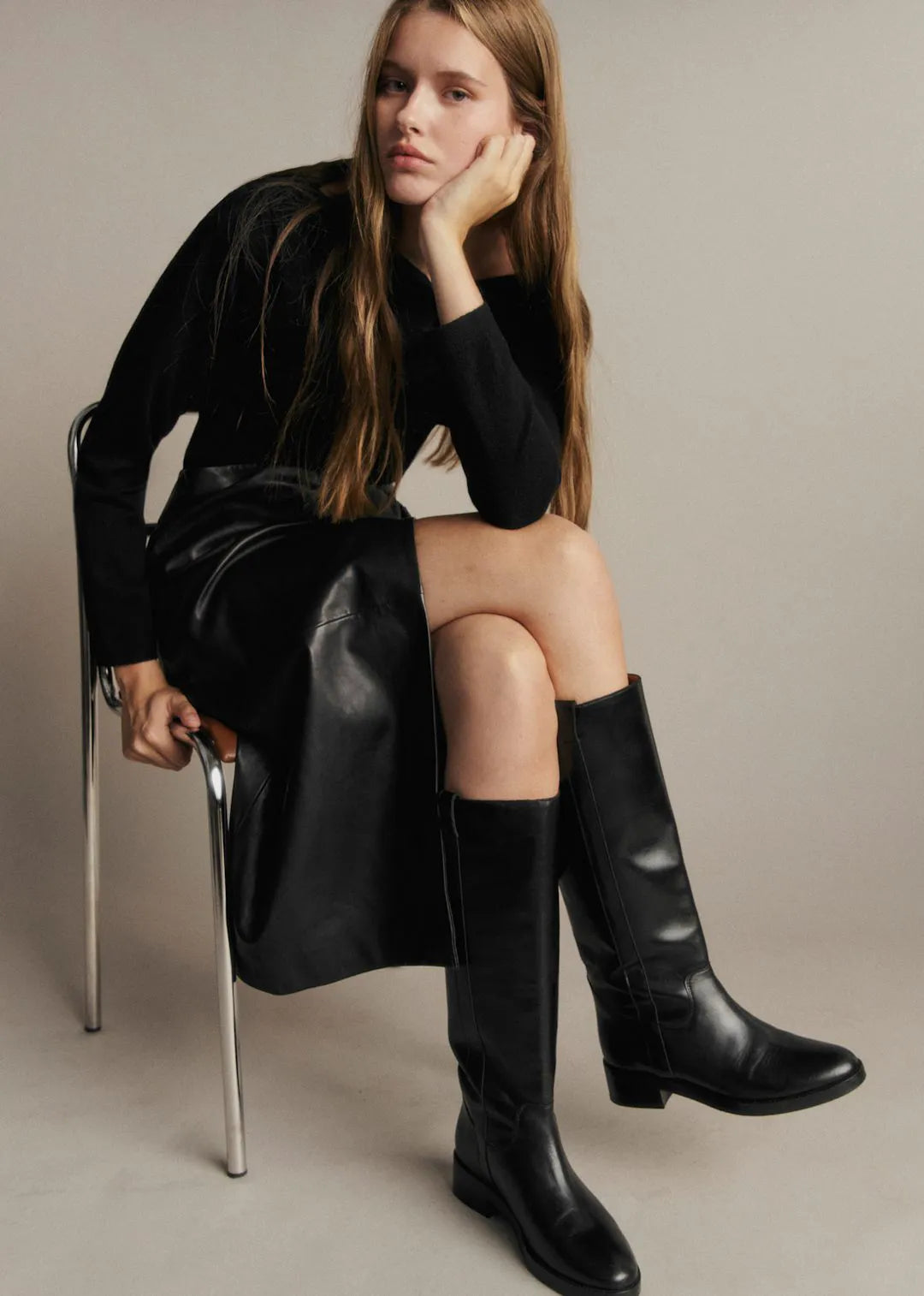Glossy Black