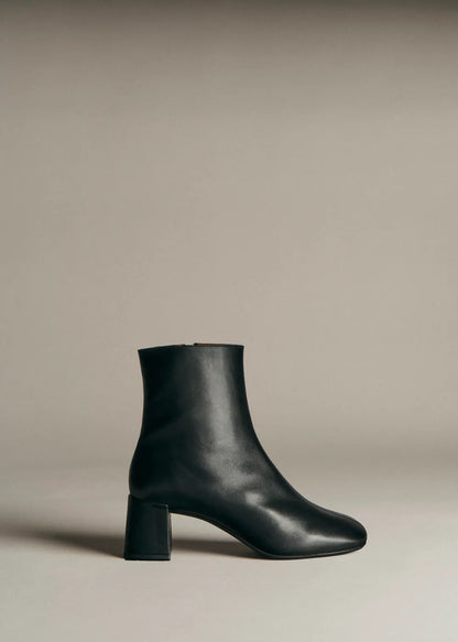 Smooth Black