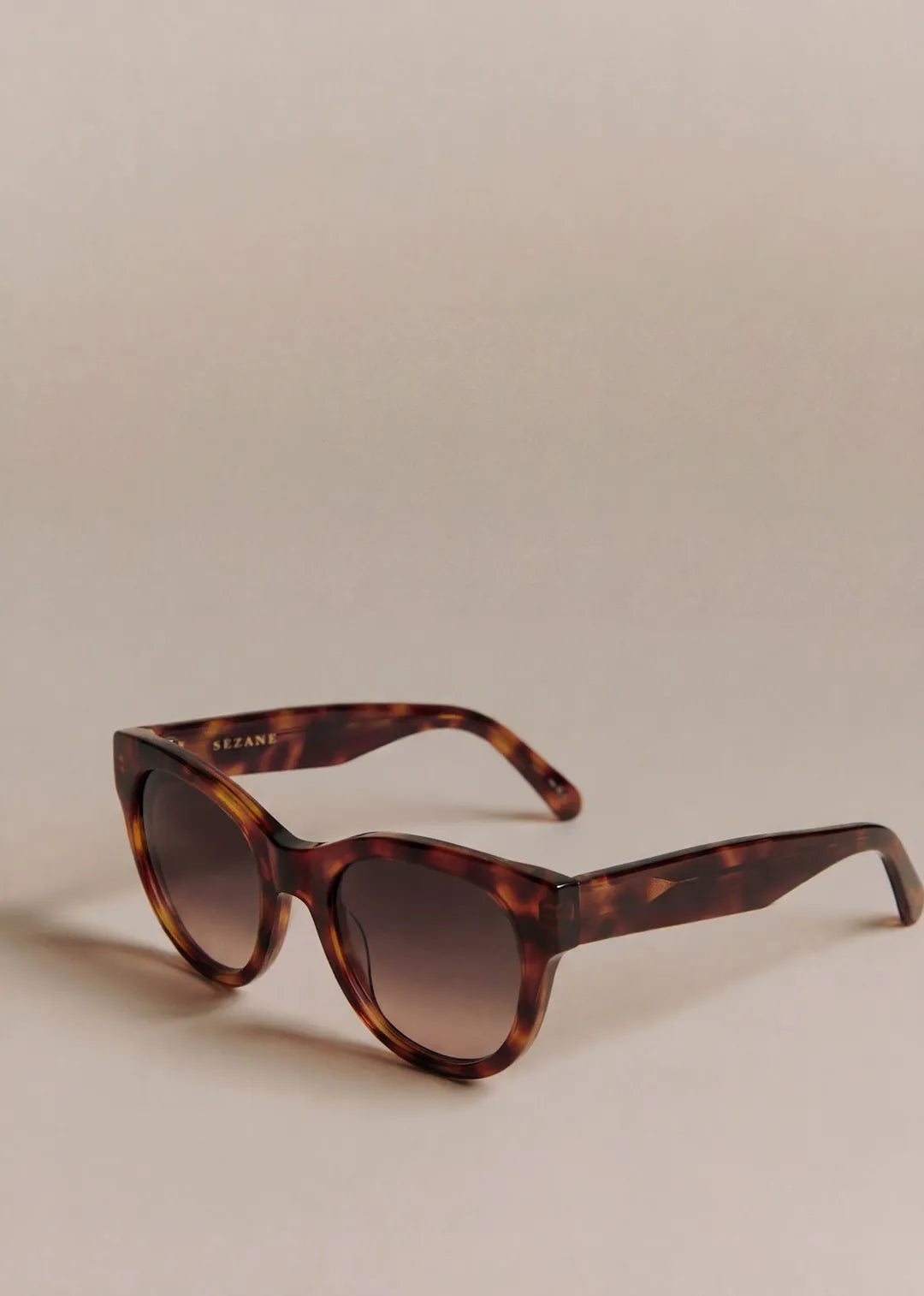 Light Tortoiseshell