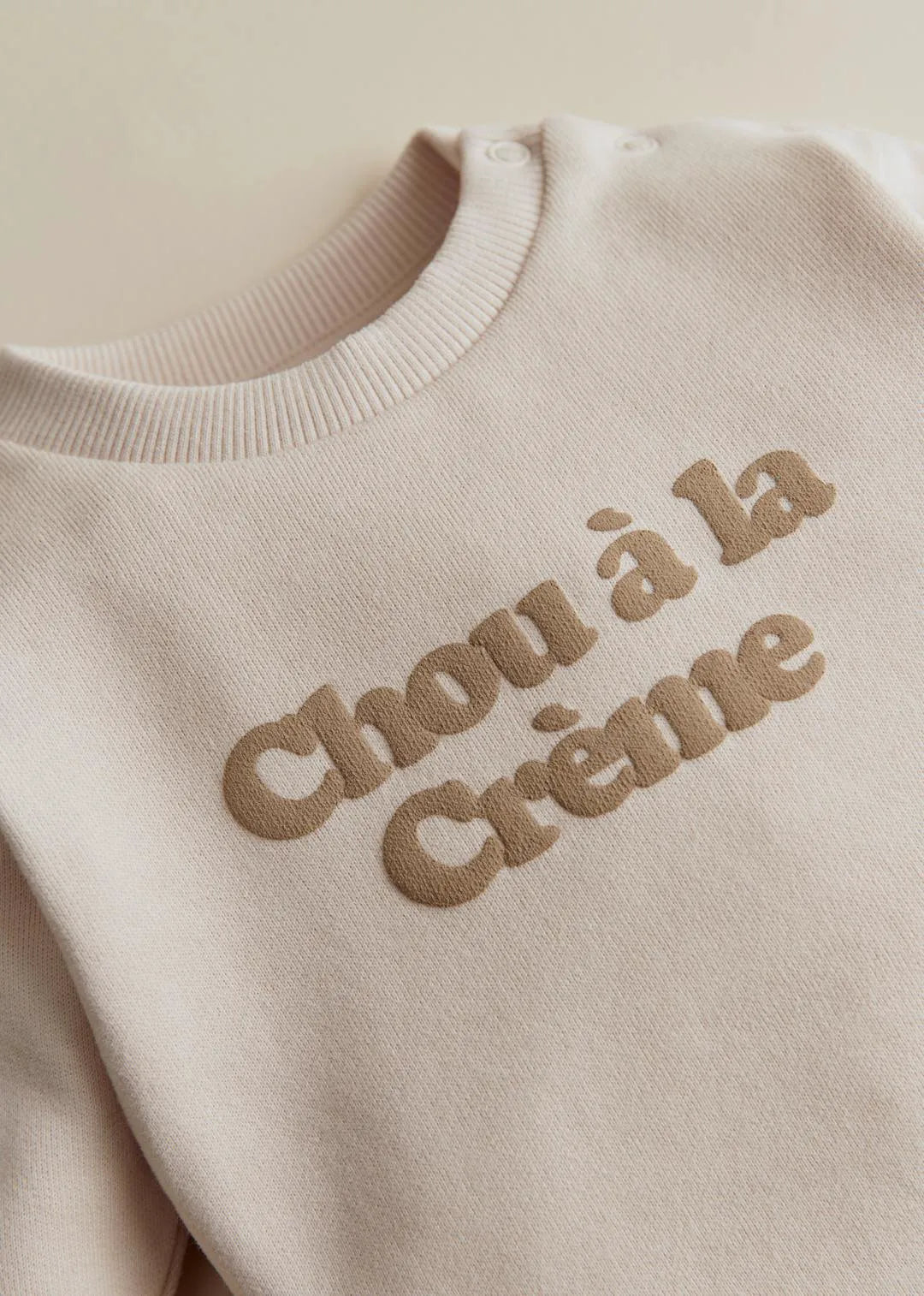 Cream / soft sand
