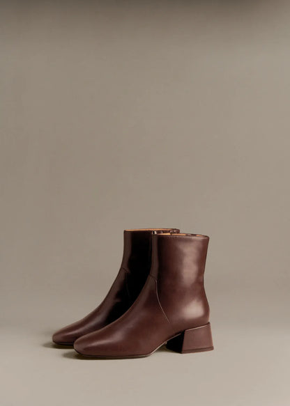 Glossy Chocolate