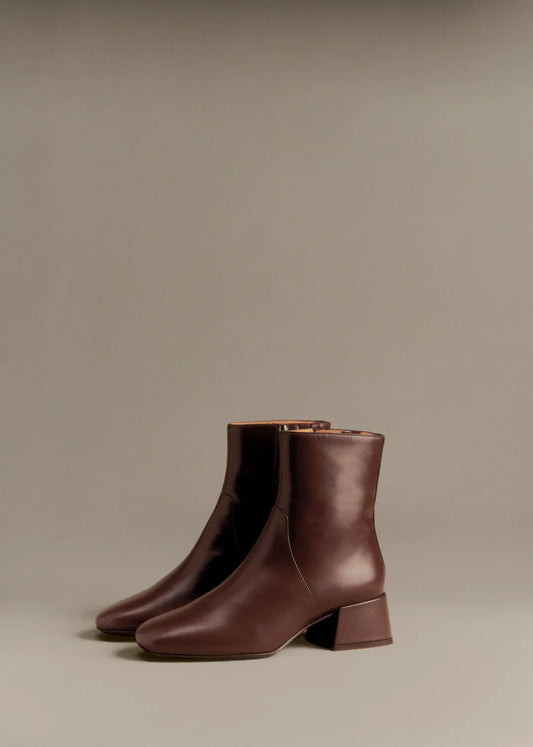 Glossy Chocolate
