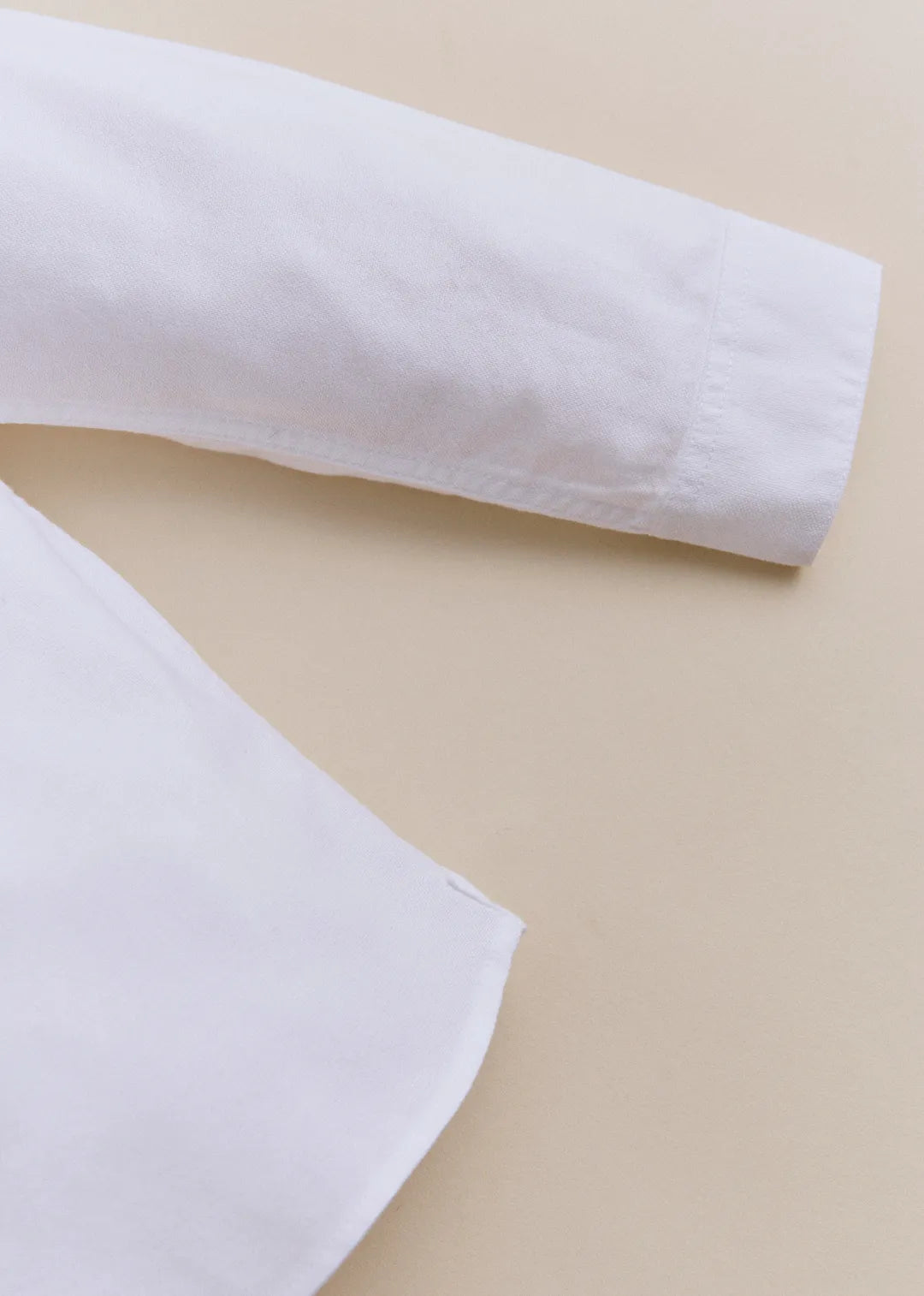 Light White Oxford