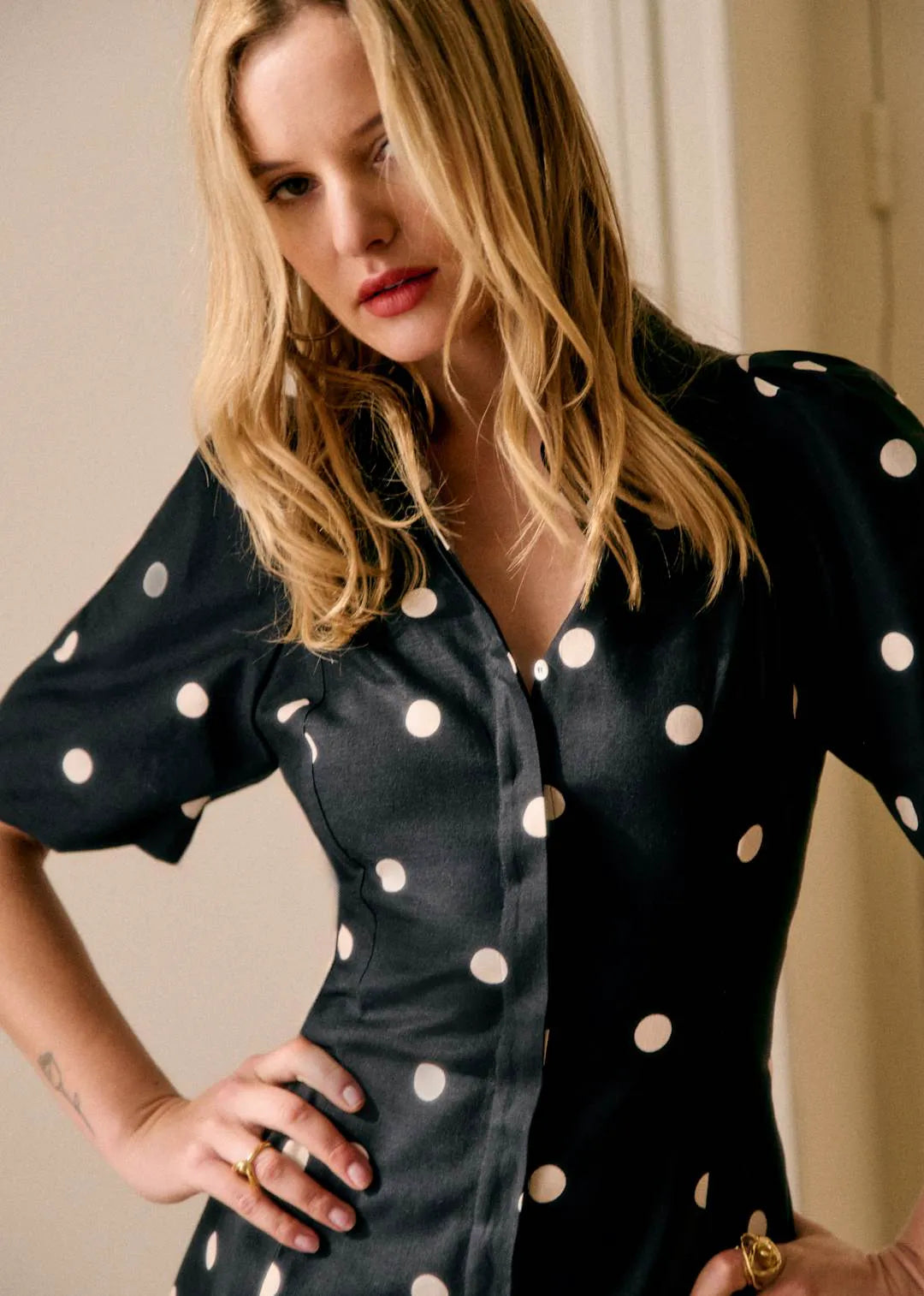 Ecru Polka Dots on Black