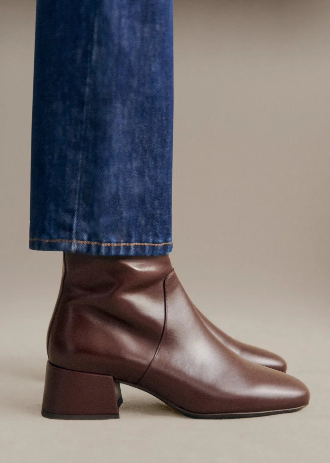 Glossy Chocolate