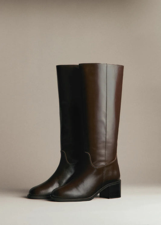 Glossy Brown