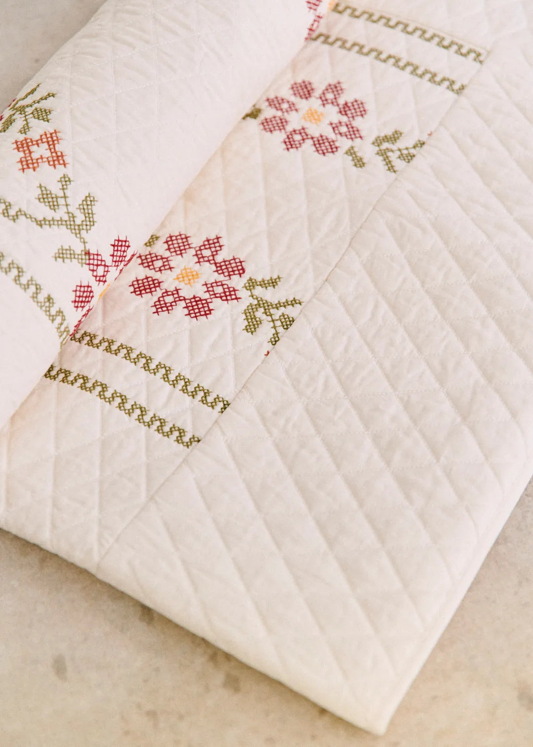 Jazmin Ecru Embroidery