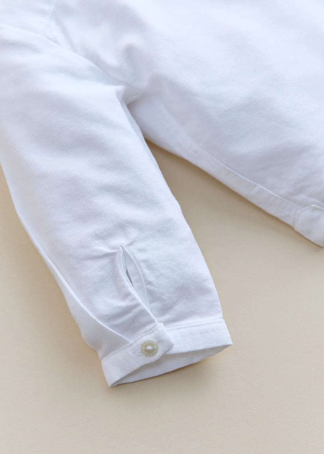 Light White Oxford