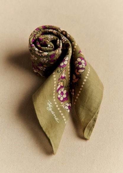 Vintage Pistachio Flowers
