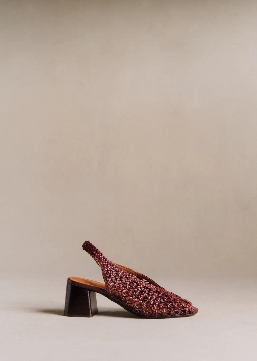Shiny Braided Bordeaux