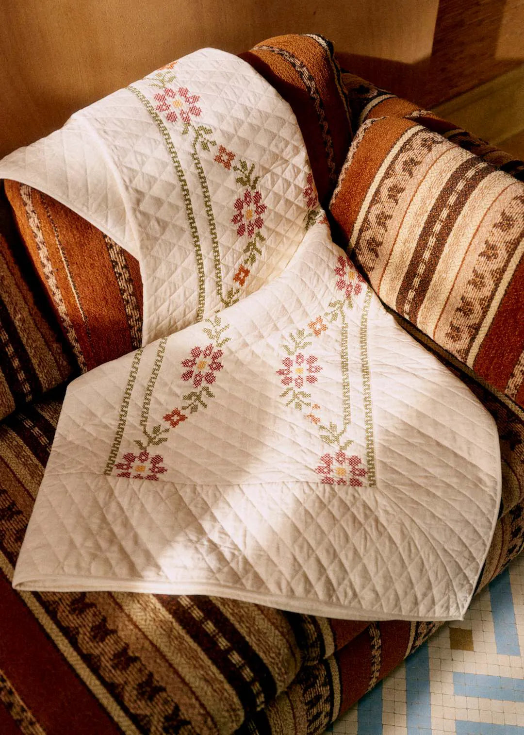 Jazmin Ecru Embroidery