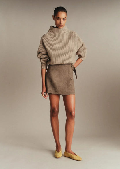 Taupe