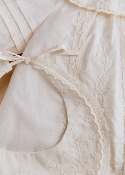 Ecru / Embroidered Flower Border