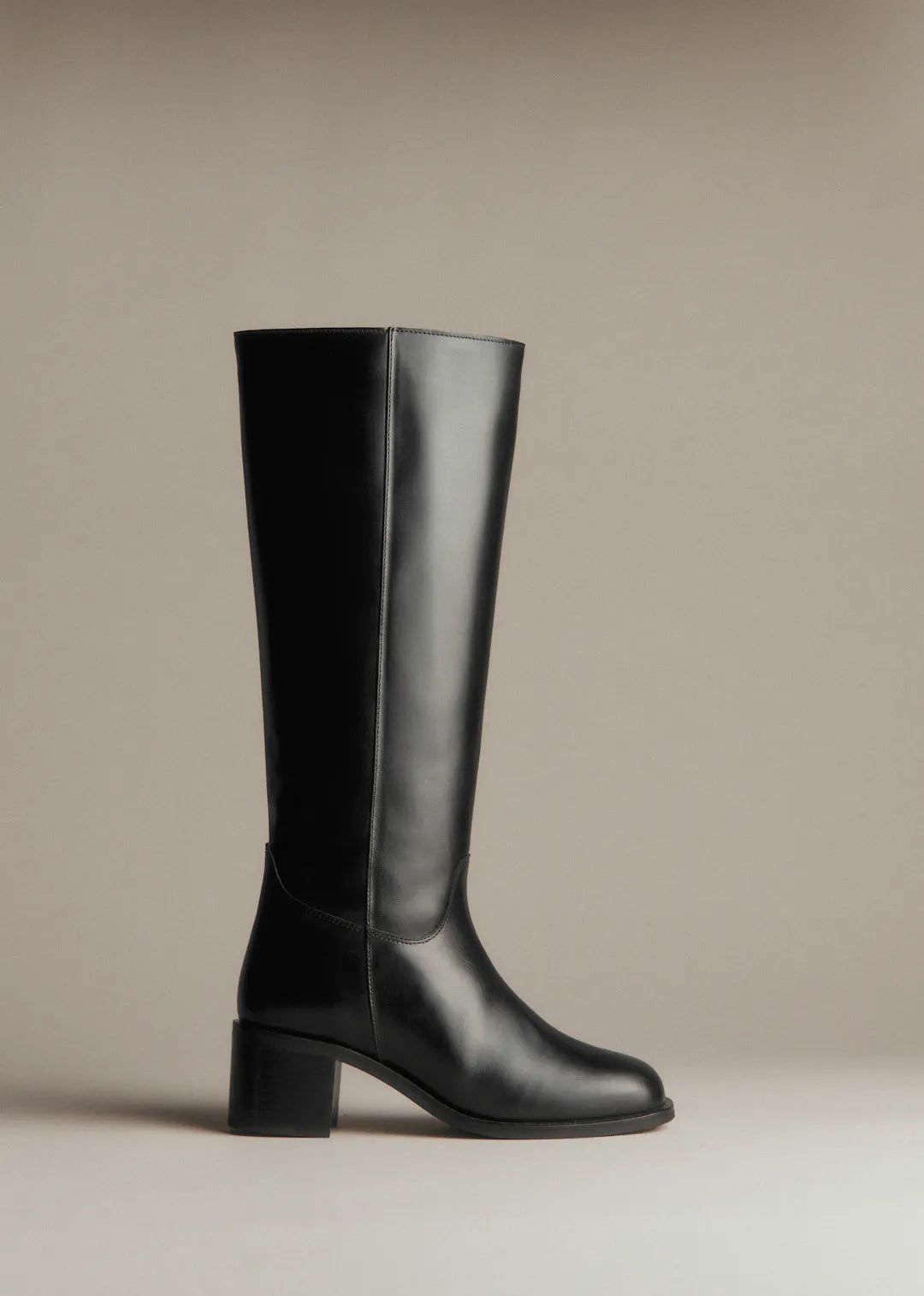 Glossy Black