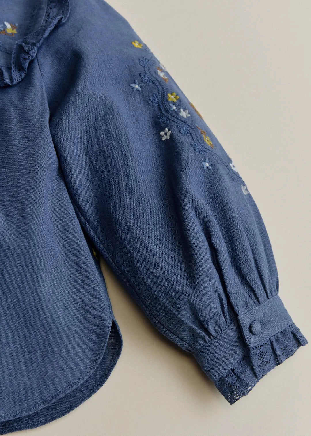 Blue Embroidery Laurette
