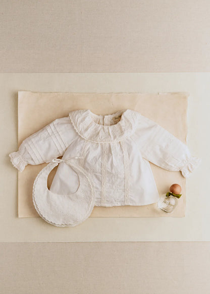 Ecru / Embroidered Flower Border
