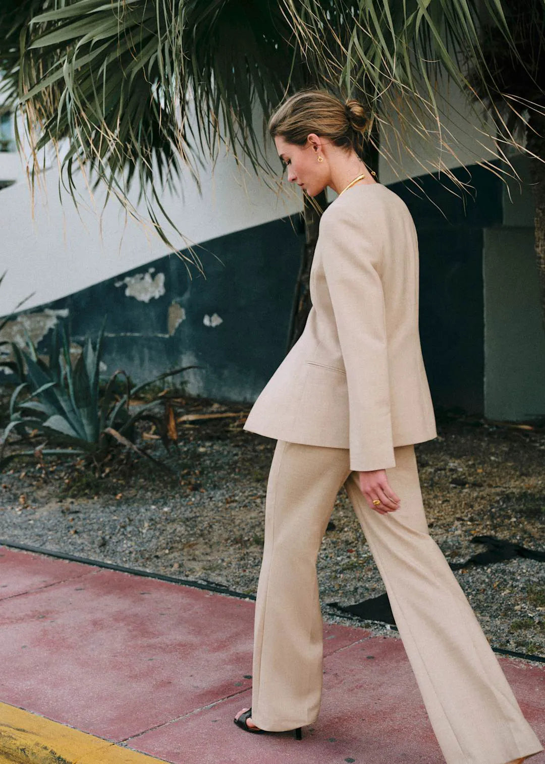 Mottled Beige