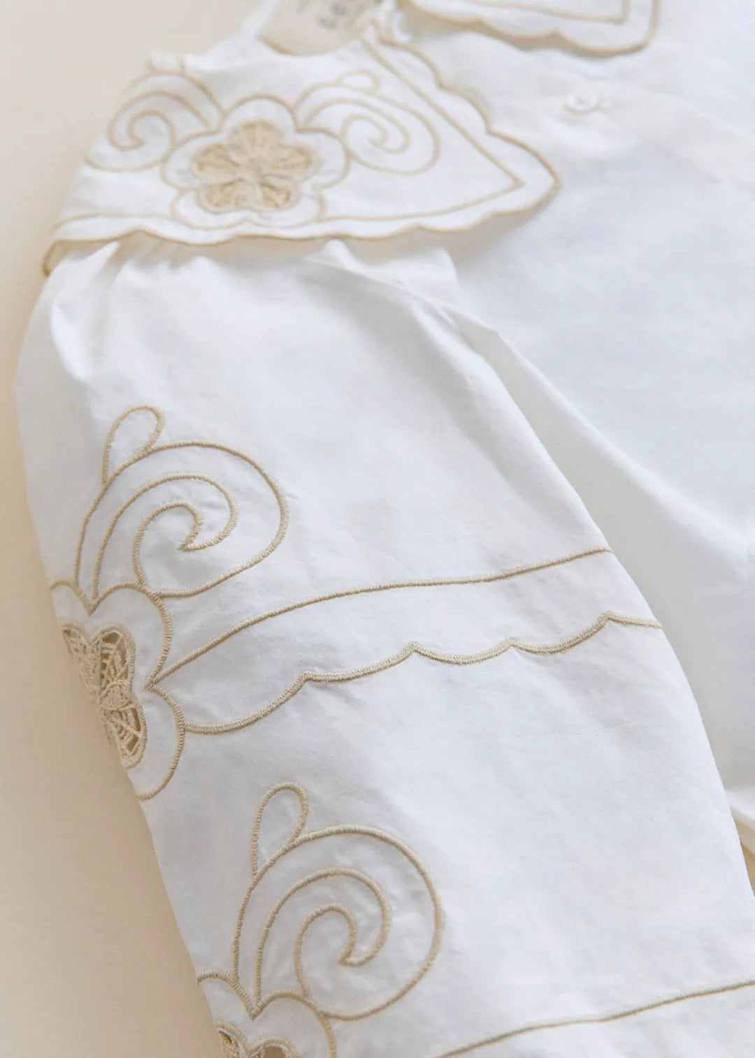 Placed Ecru Embroidery
