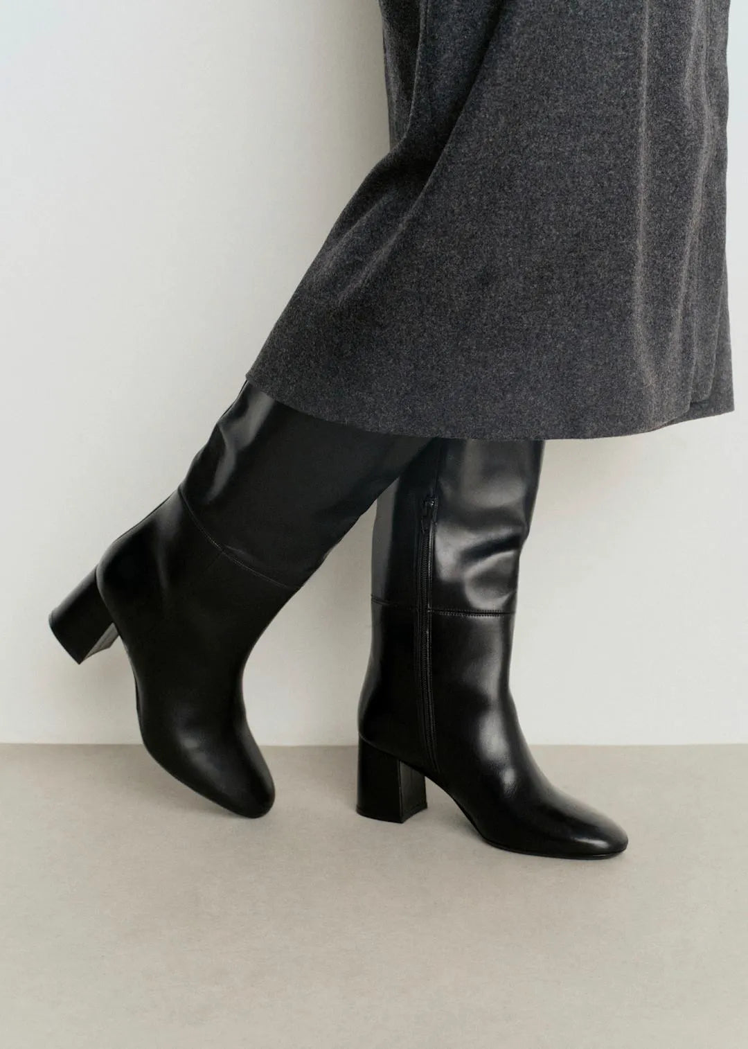 Glossy Black