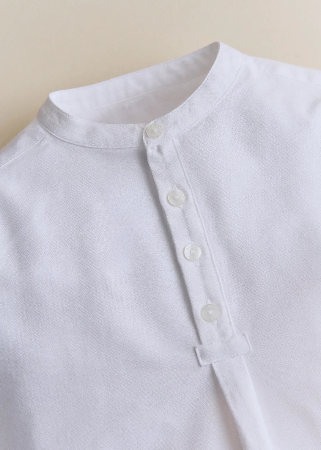 Light White Oxford