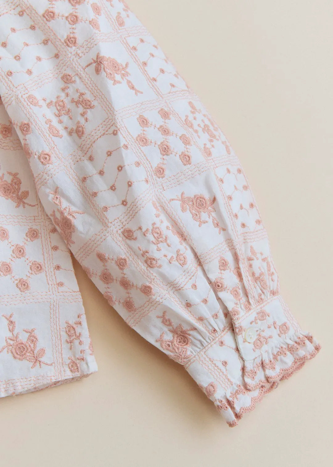 Ecru / Tea Rose