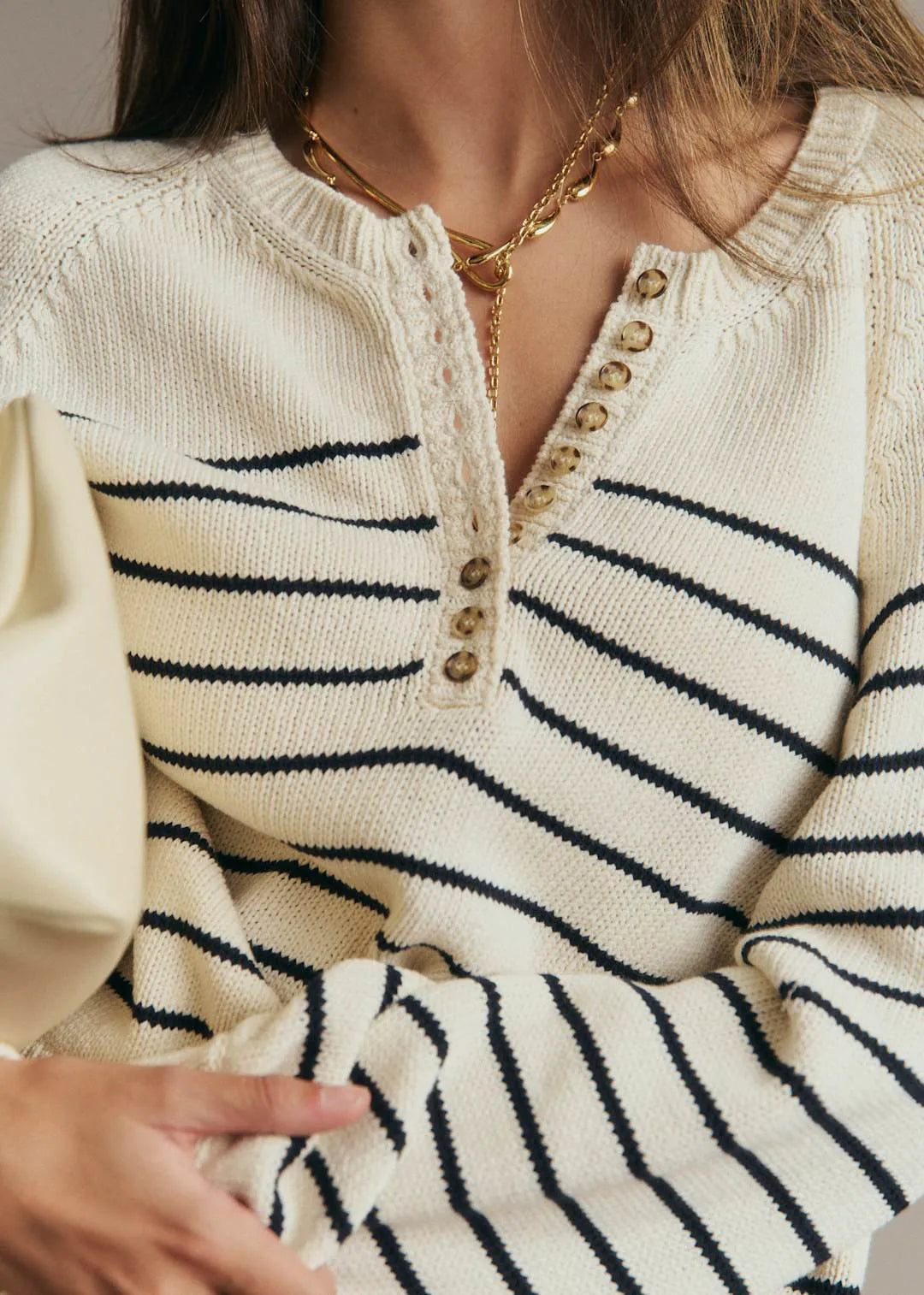 Ecru / Navy