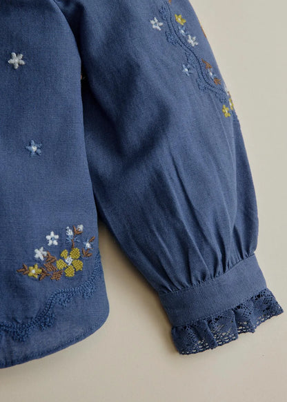 Blue Embroidery Laurette