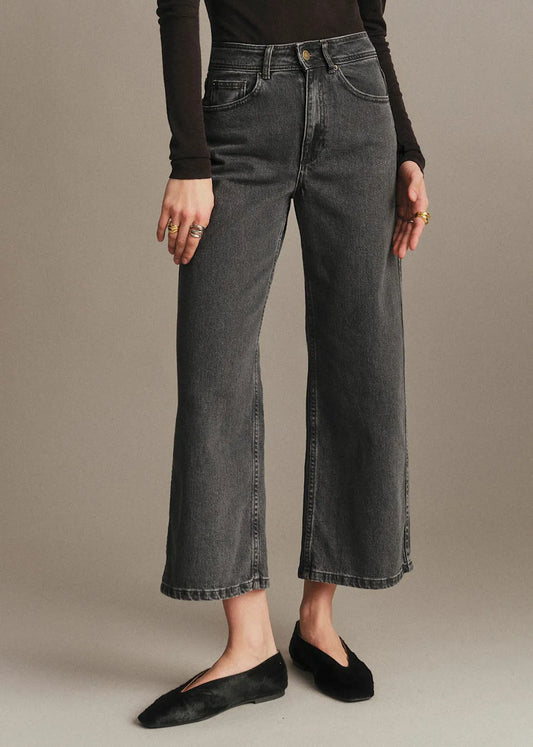 Medium Grey