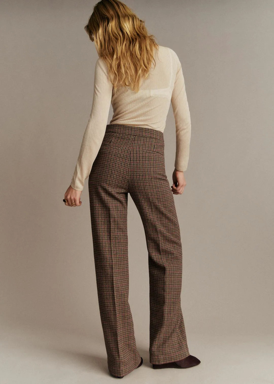 Multicoloured houndstooth