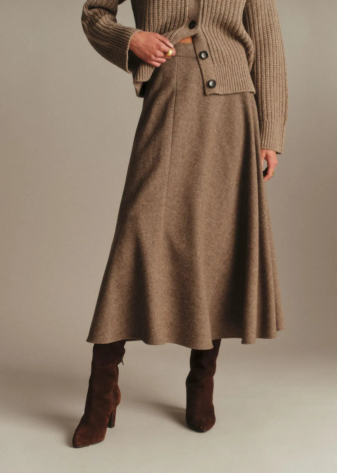 Taupe