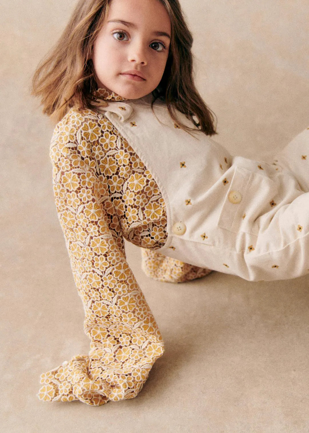 Ecru with Ampola Embroidery