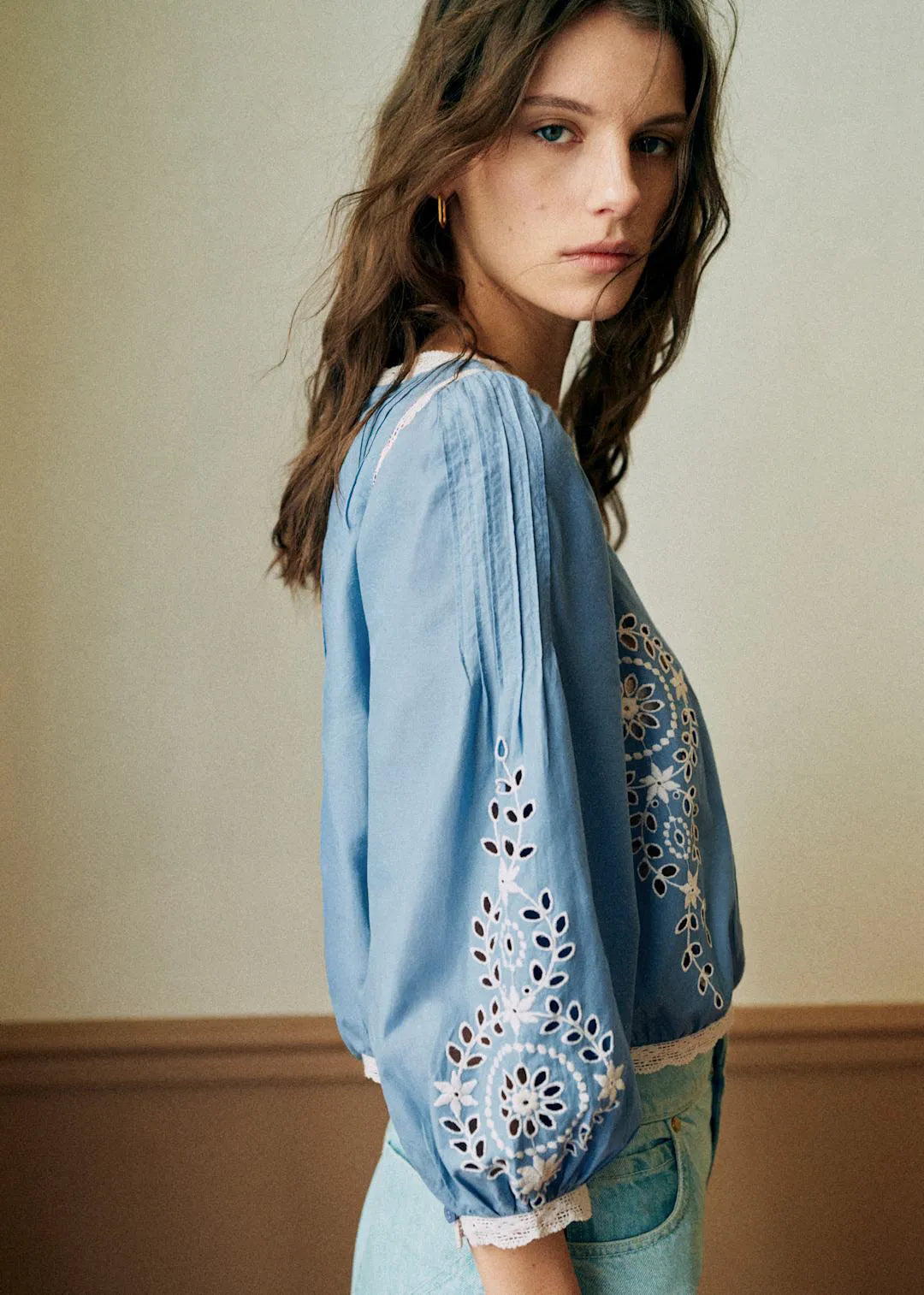 Ecru Contrasting Embroidery Chambray Background