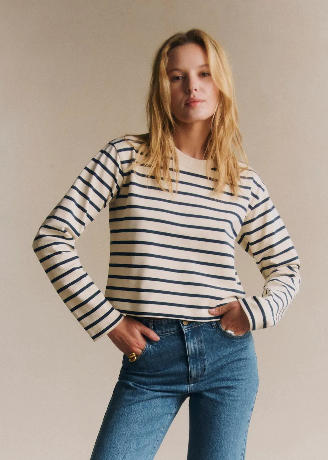 Cream/ Navy
