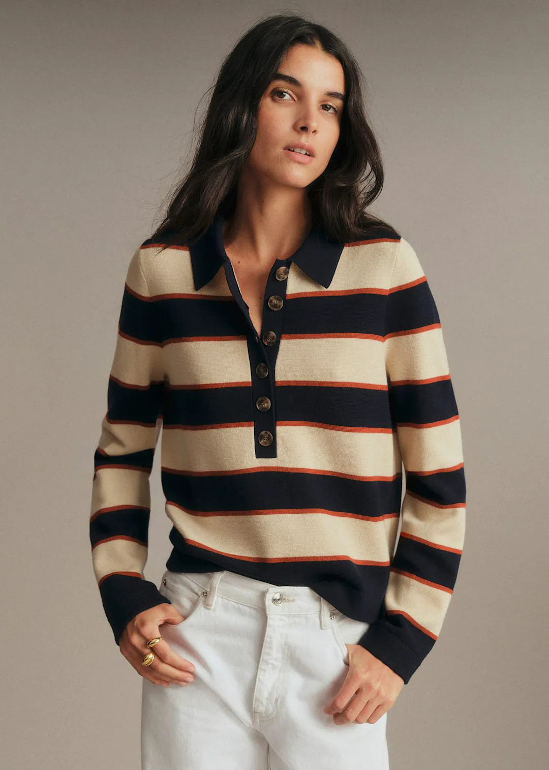 Cream / Navy