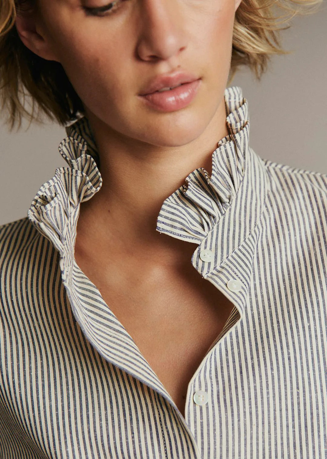 Dark blue stripes