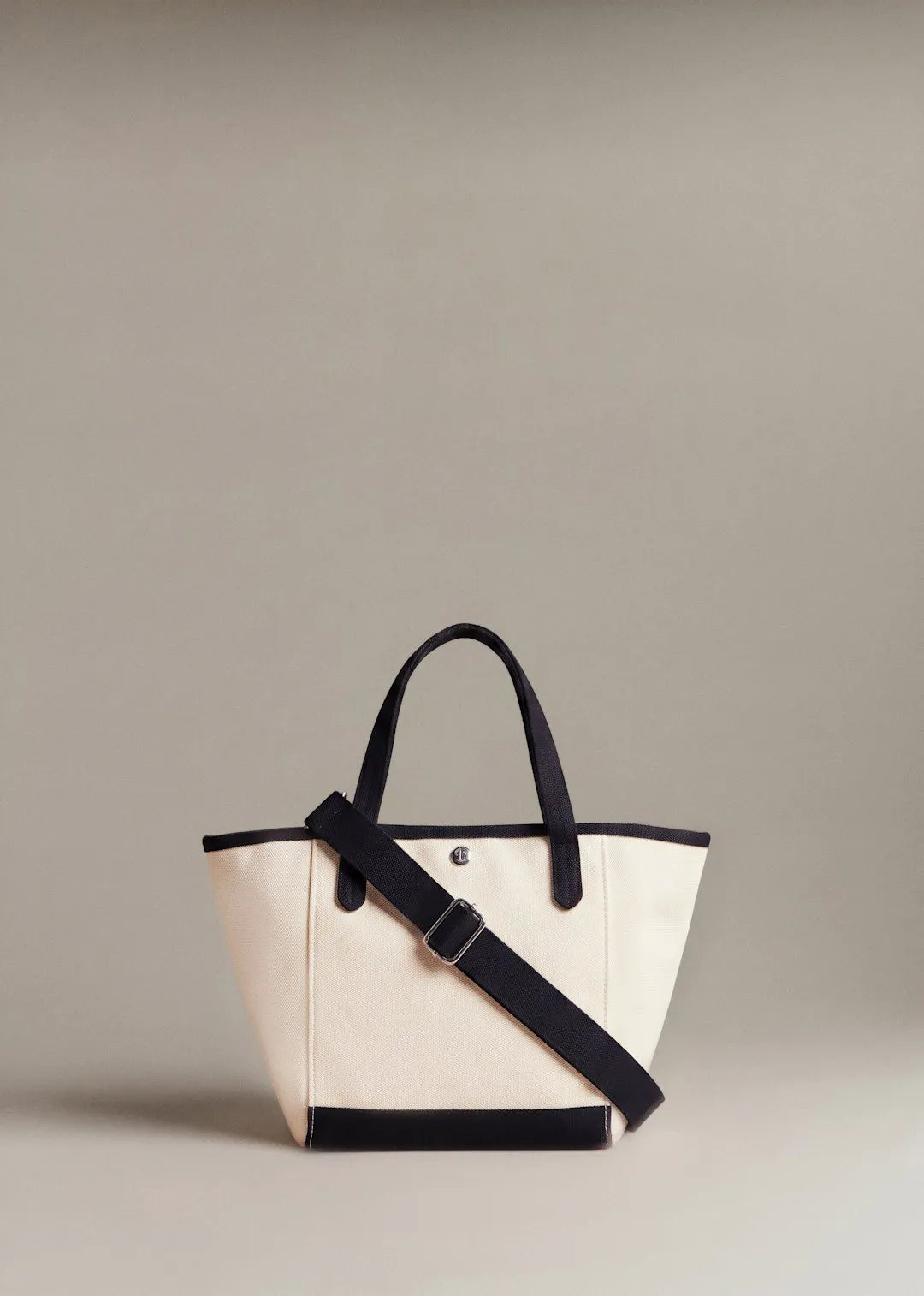 Ecru / Black