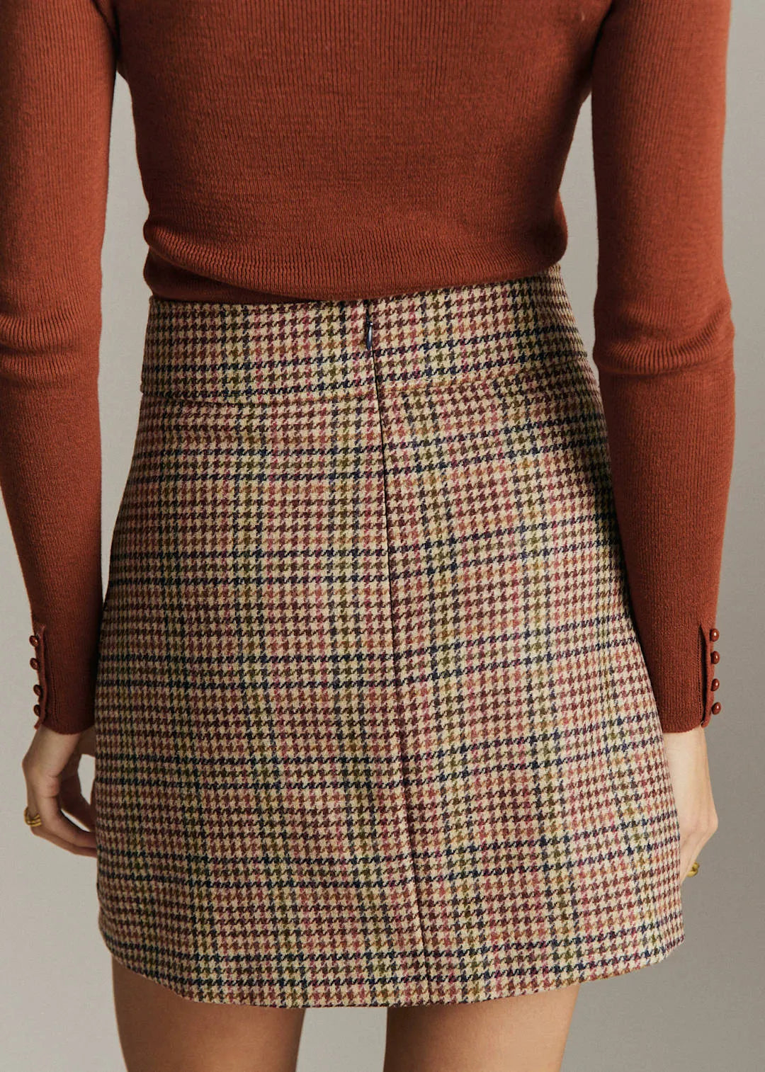Multicoloured pink houndstooth