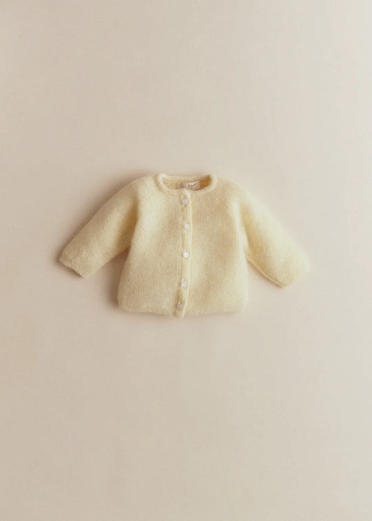 Pastel yellow