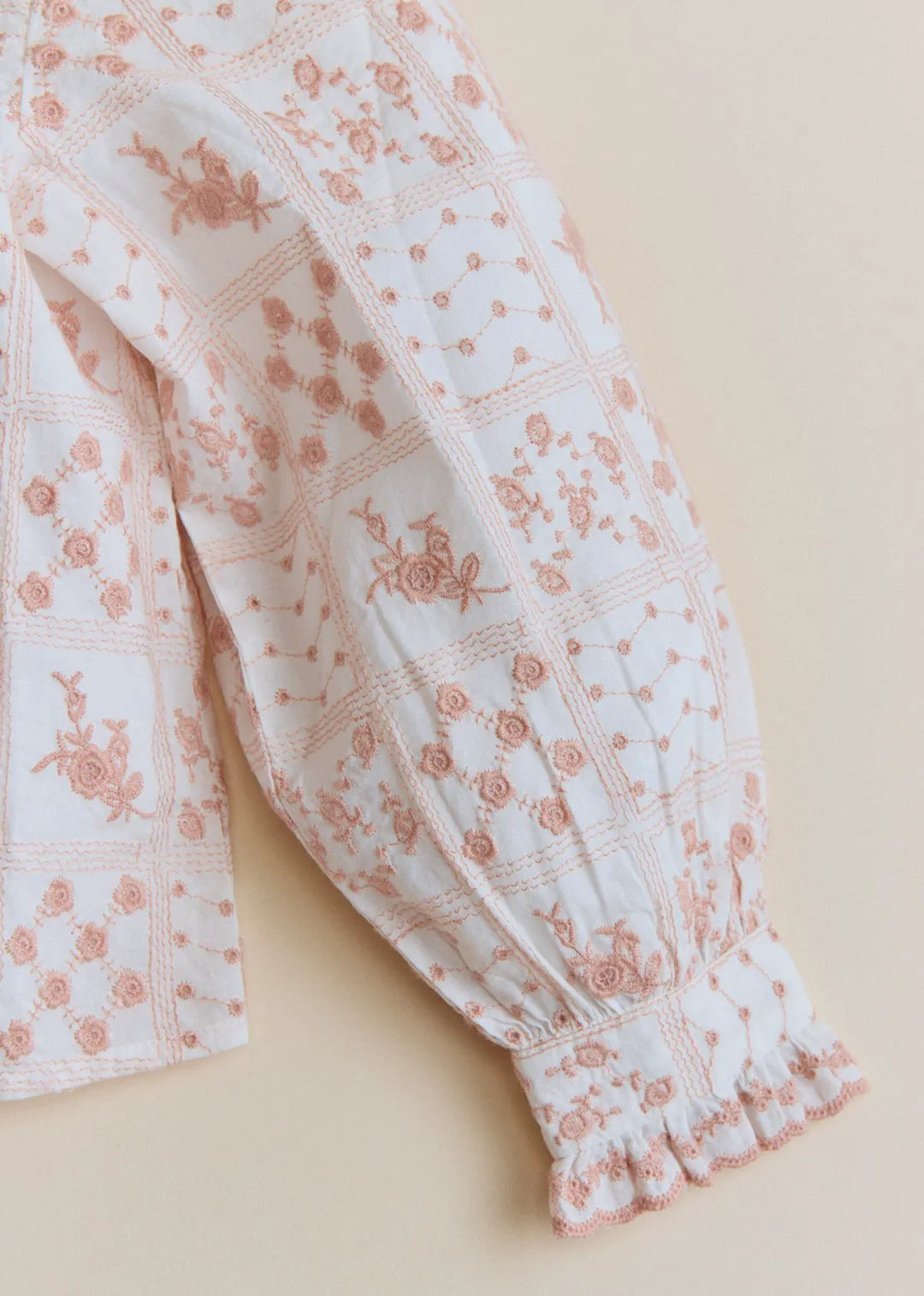 Ecru / Tea Rose