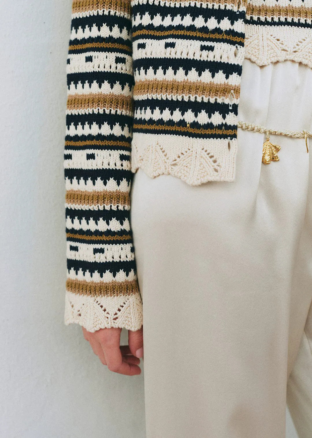 Ecru / Navy