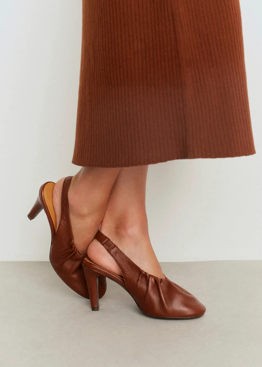Mahogany Smooth