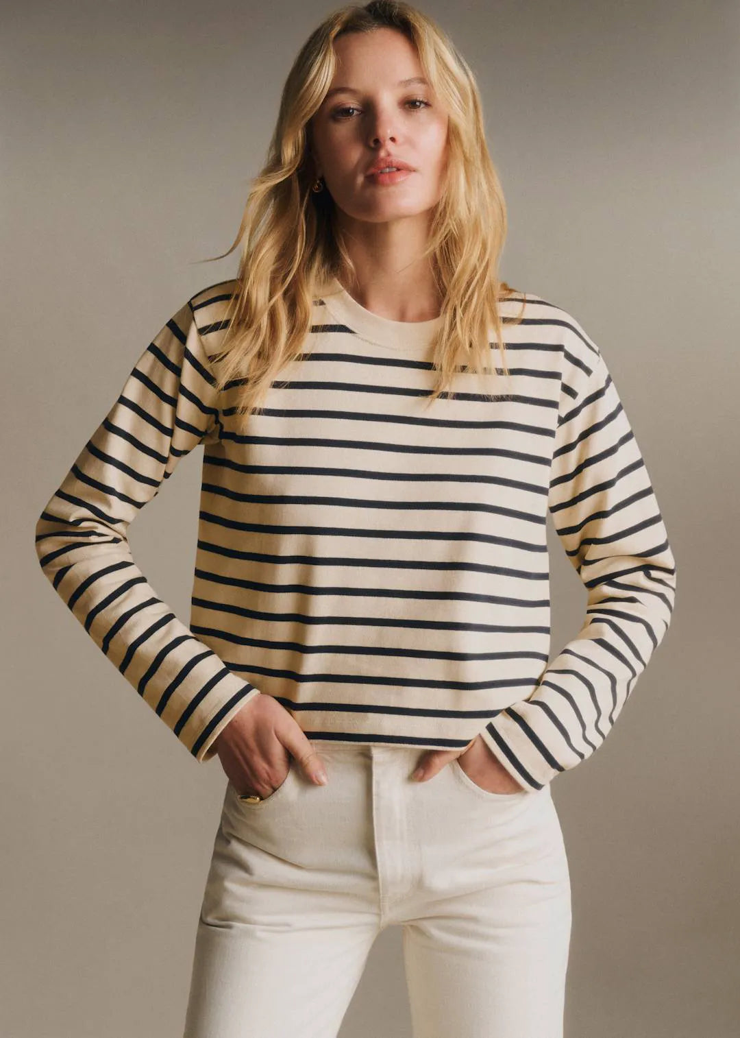 Cream/ Navy