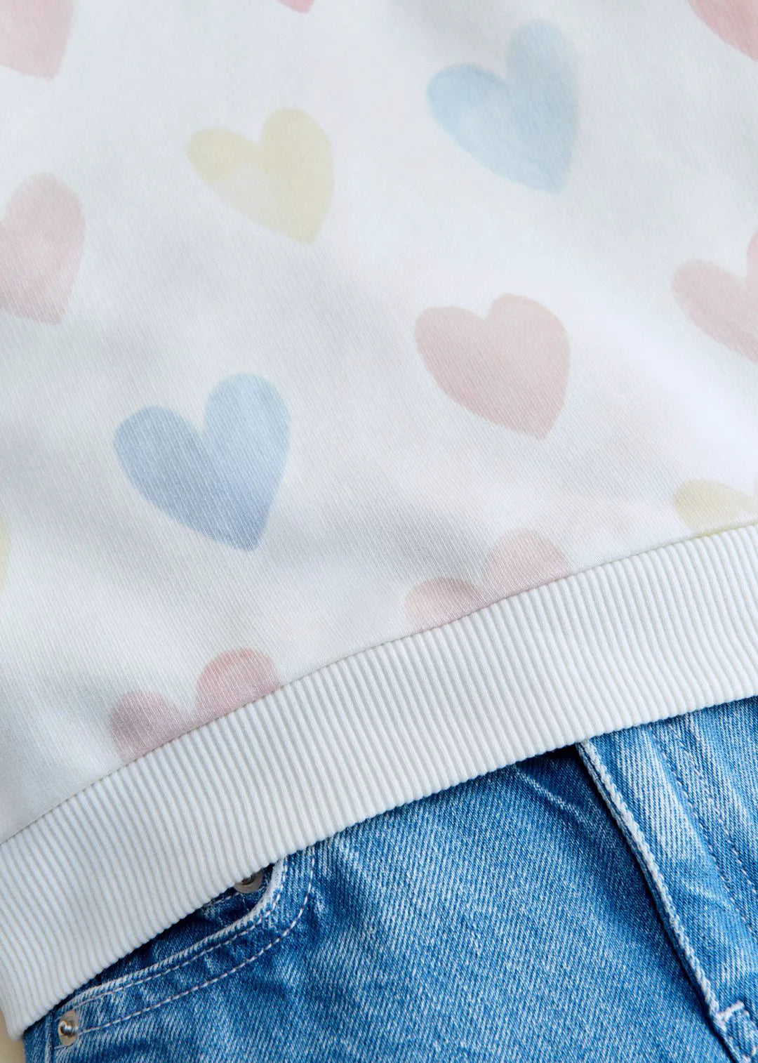 Ecru & Pastel Hearts