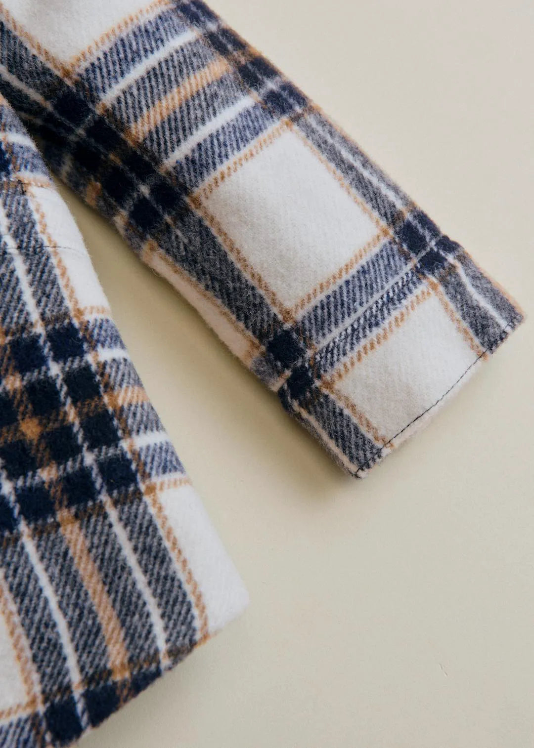 Ecru / Navy Check